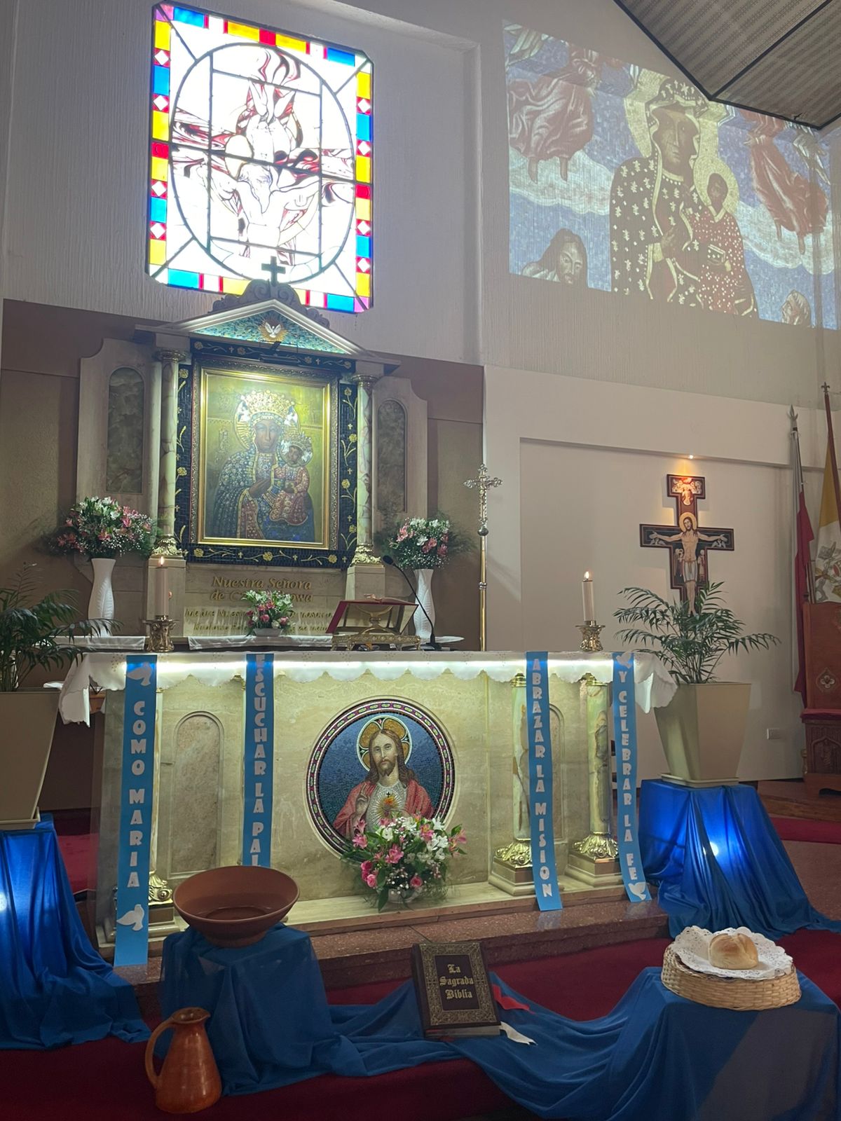 Nuestra Señora de Częstochowa: Fe, arquitectura y tradición polaca en el corazón de Ezpeleta